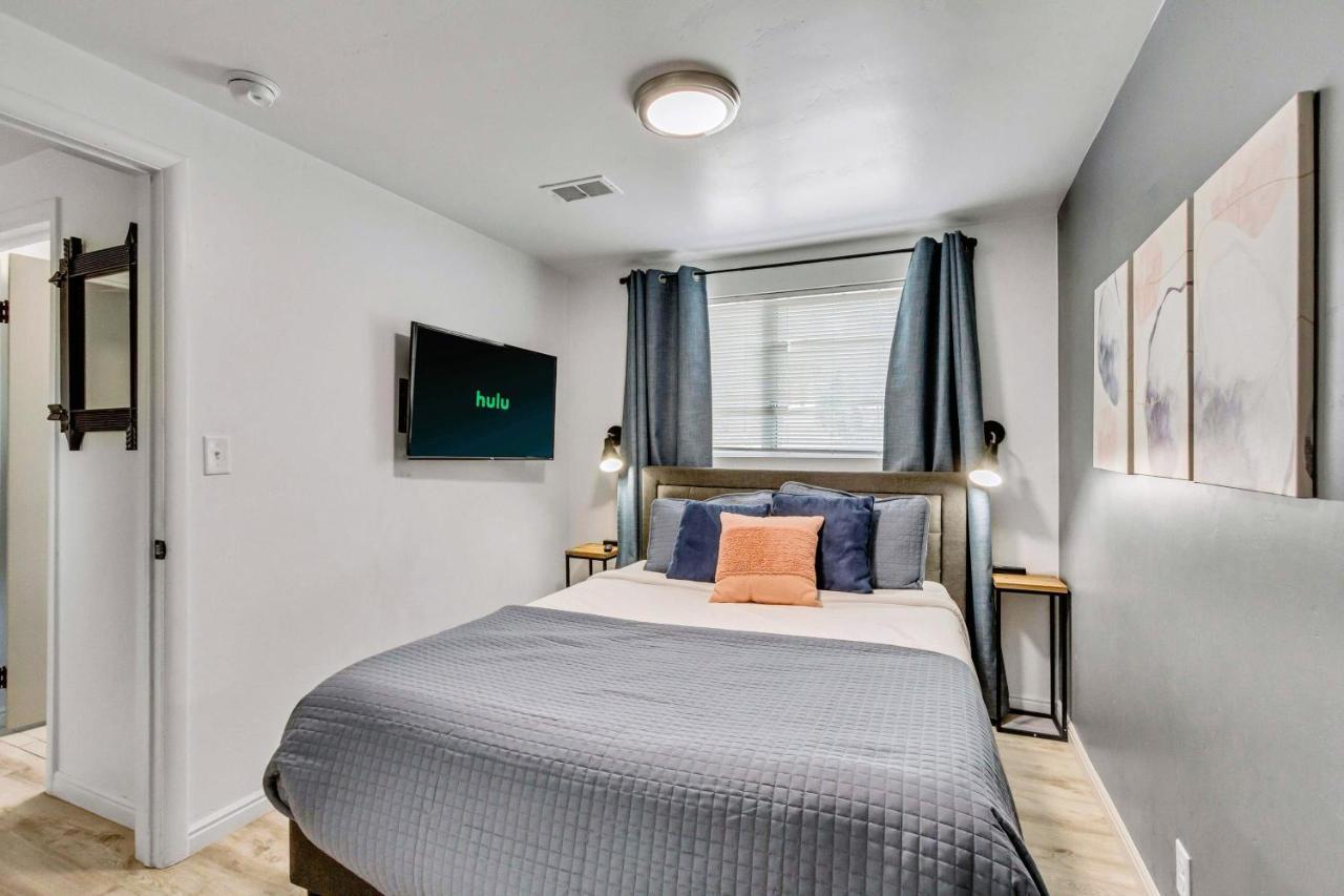 Cozy For Bookworms - Laundry - King Bed - Parking Apartment Salt Lake City Exterior photo